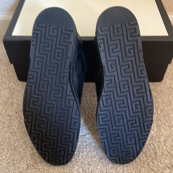 Men’s Gucci GG Guccissima Low Sneakers - Picture 6 of 9